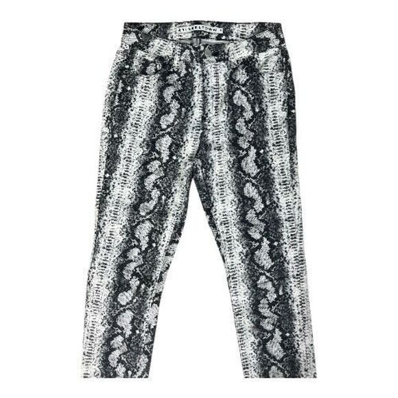 Tinseltown Junior Grey Snake Print 5-Pocket Stretch Slim Leg Jean Size 7 Zipper - Picture 4 of 12